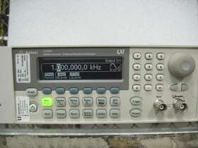 33220A AGILENT Arbitrary Waveform