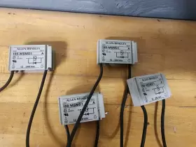 199-MSMD1 ALLEN-BRADLEY Surge Suppressor #2