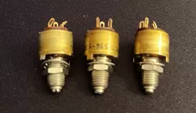 5905-556-5339 ALLEN-BRADLEY Audio Taper Potentiometer #2