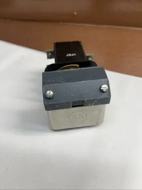 800H-WK4B ALLEN-BRADLEY Box