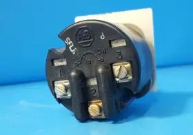 800T-U16 ALLEN BRADLEY Potentiometer #3