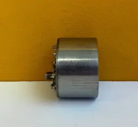 SF8-0154M AVANTEK Sma Yig Tuned Oscillator #3