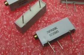 89P-R-2K BECKMAN Turn Trimmer Potentiometer Nos 89P-R-2K BECKMAN Turn Trimmer Potentiometer Nos