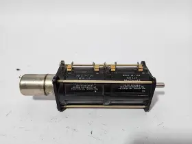 943-G70 BECKMAN Helipot