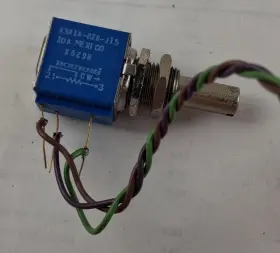 Bourns 83a1a-b28-j15 Potentiometer