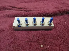 91A1D-B28-EA028 BOURNS Potentiometer 91A1D-B28-EA028 BOURNS Potentiometer