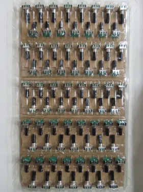 Bourns Pec12r-4225f-s0024 Incremental Encoder 12mm 75pcs Tray Bourns Pec12r-4225f-s0024 Incremental Encoder 12mm 75pcs Tray
