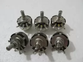 MFV281 COSMOS Potentiometer Shaft