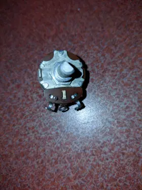 24-661-B CRL CENTRALAB Mallory Linear Potentiometer Spst Vdc 24-661-B CRL CENTRALAB Mallory Linear Potentiometer Spst Vdc