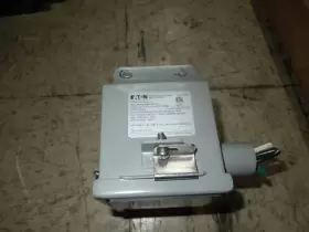 PTE065-3Y101 EATON INNOVATIVE TECHNOLOGY Surge Device #2