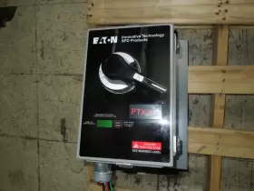 PTX240-3Y201CD-SD EATON INNOVATIVE TECHNOLOGY Surge Breaker PTX240-3Y201CD-SD EATON INNOVATIVE TECHNOLOGY Surge Breaker