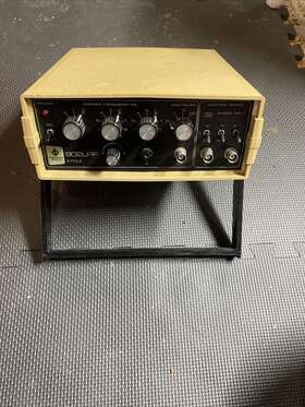902LPF1B FREQUENCY DEVICES Pole Filter
