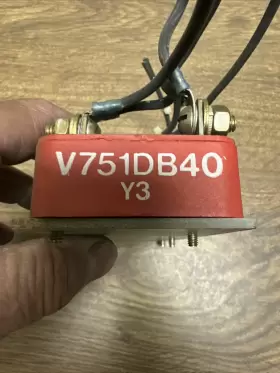 V751DB40-Y3 HARRIS Varistor #2
