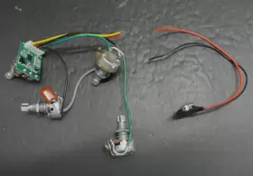 3EQ1MC0007 IBANEZ Bass Preamp Phat Eq Module Pots Boost #2