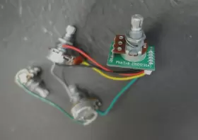 3EQ1MC0007 IBANEZ Bass Preamp Phat Eq Module Pots Boost #3