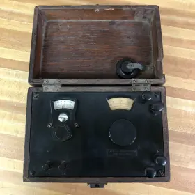 20251106 LEEDS NORTHRUP Kg Potentiometer Wood