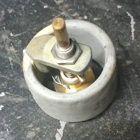 Leitz Bv05813 Ceramic Round Rheostat 680 10% Brass Wm50 40 C Leitz Bv05813 Ceramic Round Rheostat 680 10% Brass Wm50 40 C