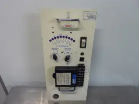 Metal Detectors Inc. M2-0603 Inc. Model Cr-85 Digital Control Chassis Serial 31911 Metal Detectors Inc. M2-0603 Inc. Model Cr-85 Digital Control Chassis Serial 31911