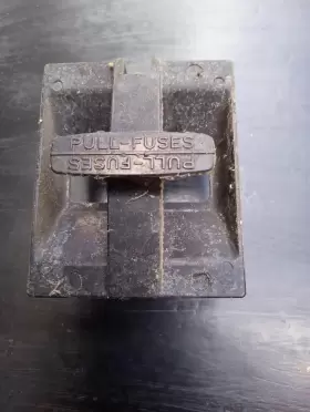 M-224075 SQUARE D Fuse Holder