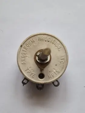 HR0146 VISHAY ANGSTROHM Angstrom Rheostat Shaft