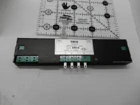 V667600 YAMAHA Slide