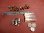 Allen Bradley Tiny Potentiometers 10k 1k 250k Weco 3k And 250 Ohm Some Nos. Fixed Price $25.00.