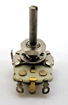 Lot Of 4 Rv5naysd102a Cts Potentiometer 1k Ohm, 0.5w Low Profile 7/8" Shaft. Fixed Price $32.00.