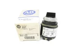 Allen Bradley 800t-u37 Ser. Q (gy/bl) Nsmp. Fixed Price $327.00.