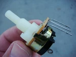 Lot Of (25) 10k Pots With On/off Switch Made By Cts # Pt0102 -- New And Unused. Fixed Price $25.00.