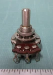 Clarostat Panel Mount 2w Short Shaft 35k Linear Taper Potentiometer 140-6547. Fixed Price $14.99.