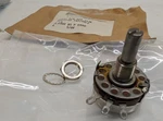 Allen-bradley Ab R29-253k 253k Potentiometer Type Pe5 J 5905005028592 Nos. Fixed Price $19.99.
