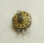 Used Allen Bradley 500k Audio Taper Rv4 D-shaft Potentiometer. Fixed Price $25.00.