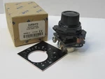 (new) Eaton / Cutler Hammer E34pdb1f10 2w 10000 Series A2 Potentiometer. Fixed Price $299.99.